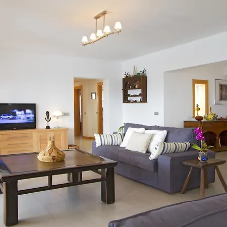 Villa Luna Mar - Magnificent Sea Views - Private Pool - Hot Tub